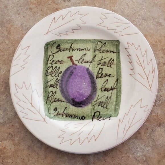 Vietri Salad Plate Made in Italy - Picture 3 of 8